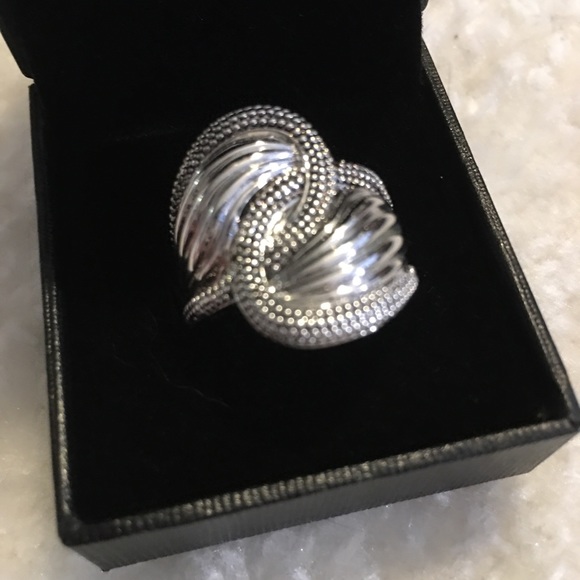 Nine Rings in great condition, some never worn - Picture 9 of 10